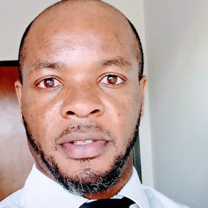 Meet your Posher, Rene